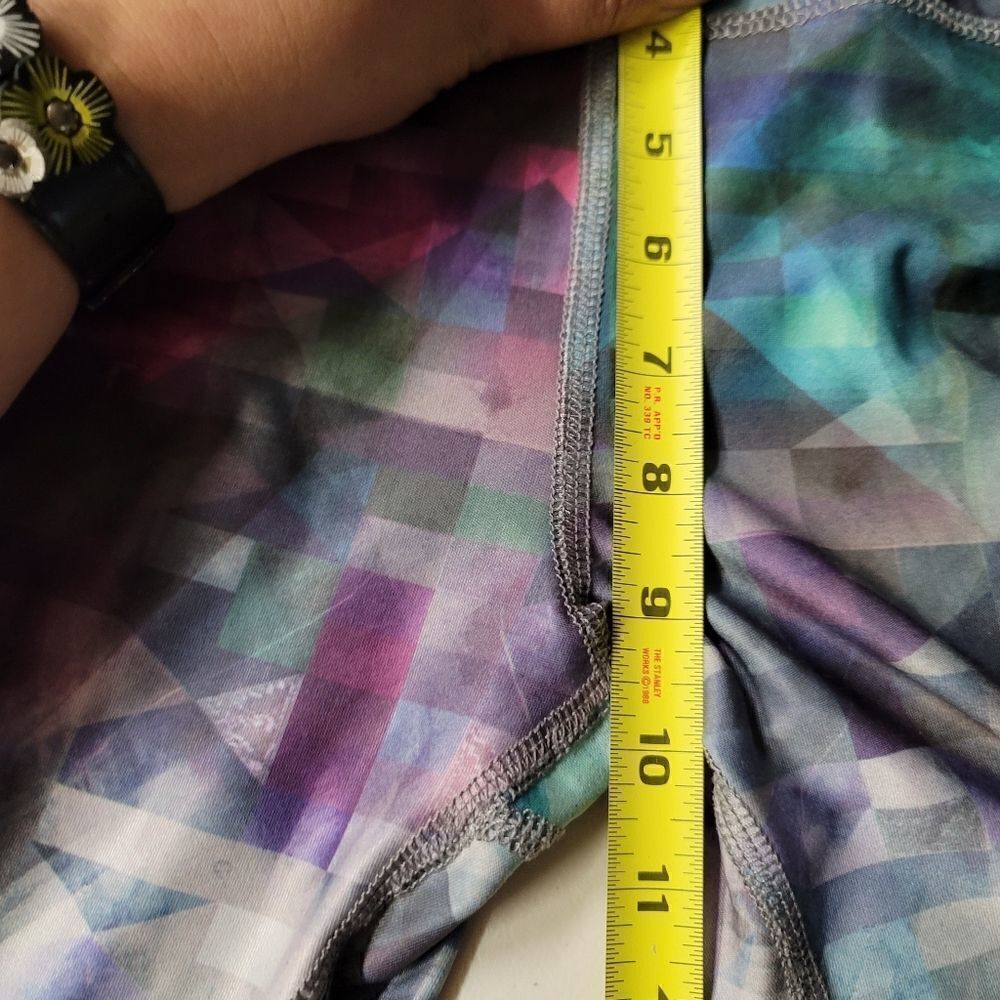 Evolution and creation pixelated leggings - Picture 8 of 9